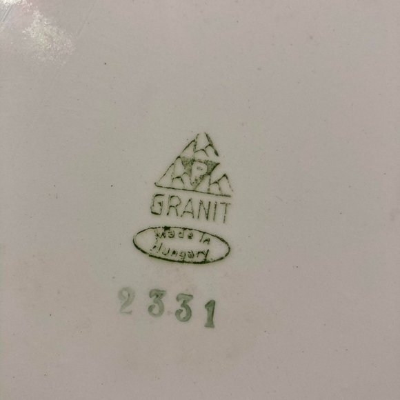 Vintage Hungary Granit Folk Art Hand Painted Plate number 2331 12-1/2 inch - Picture 2 of 3